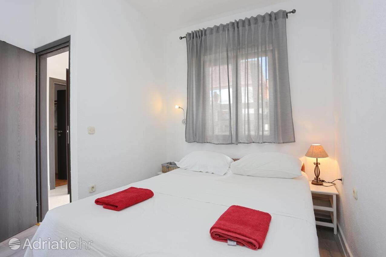 Apartments Bagaric Trogir Exteriör bild